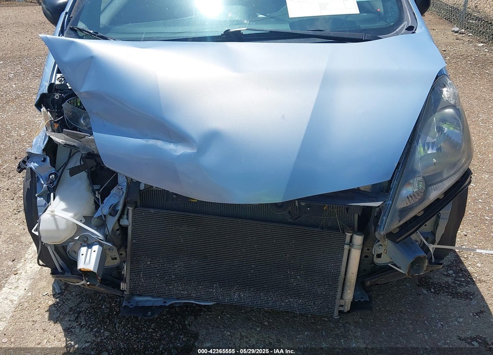2009 HONDA FIT VIN: JHMGE88299C006653
