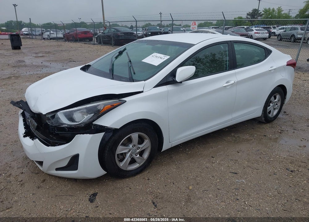 2015 HYUNDAI ELANTRA VIN: 5NPDH4AE8FH565359