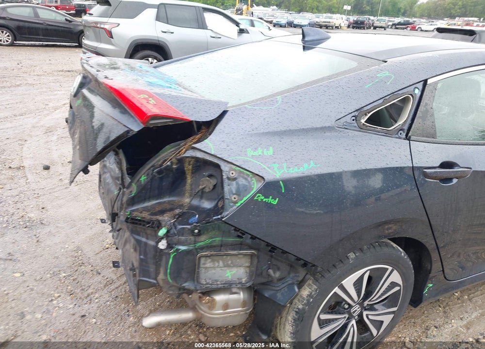 2017 HONDA CIVIC EX-L VIN: 19XFC1F76HE008408