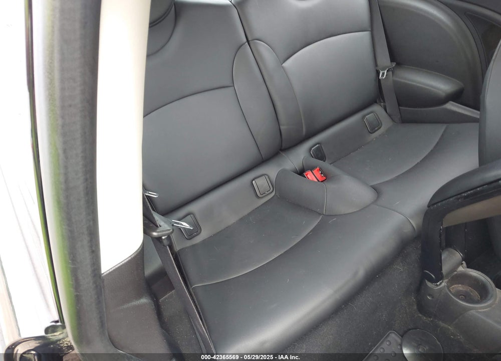2012 MINI COOPER VIN: WMWSU3C58CT540024