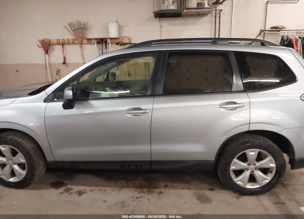 2015 SUBARU FORESTER VIN: JF2SJADC2FH569203