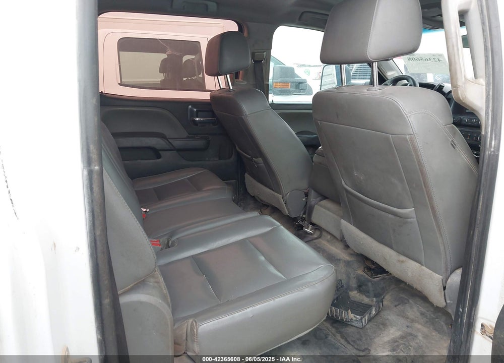 2017 CHEVROLET SILVERADO 3500HD WT VIN: 1GC4KYEY2HF196170