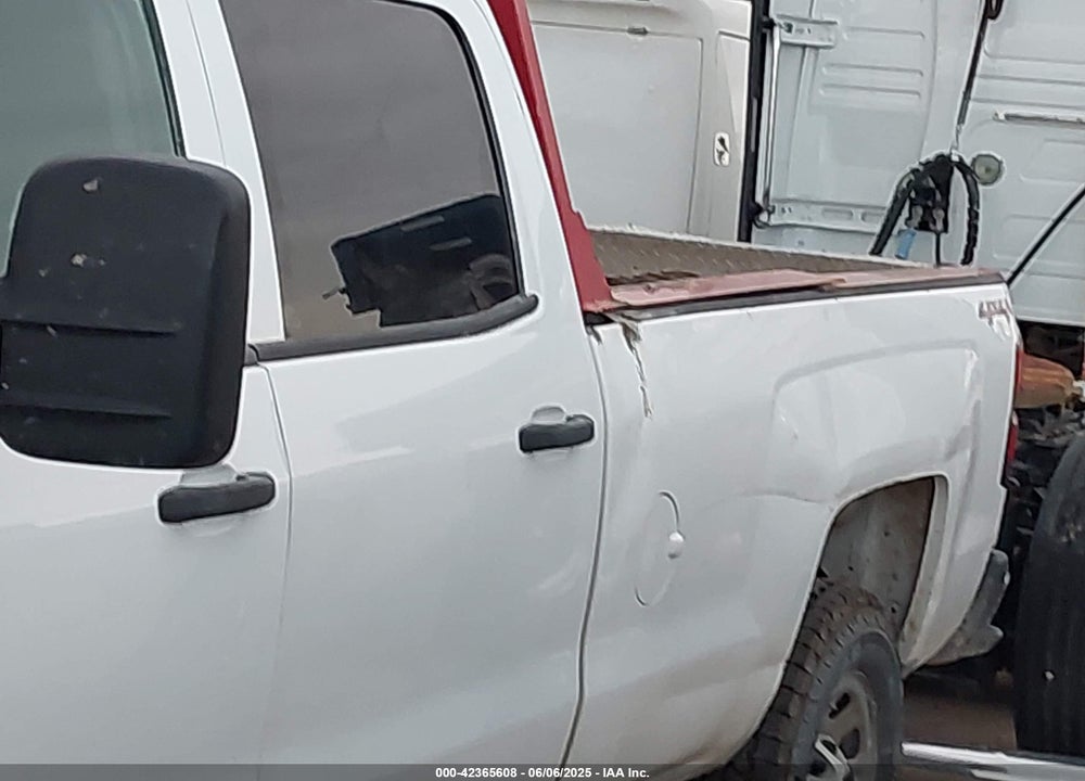 2017 CHEVROLET SILVERADO 3500HD WT VIN: 1GC4KYEY2HF196170