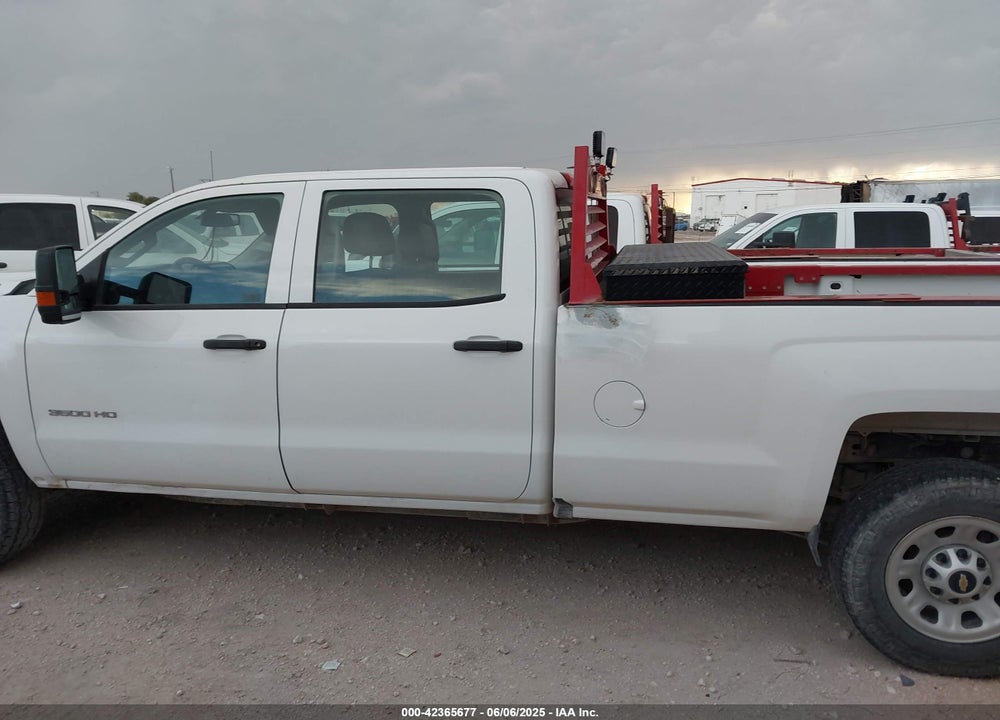 2017 CHEVROLET SILVERADO 3500HD WT VIN: 1GC4KYEY1HF205778
