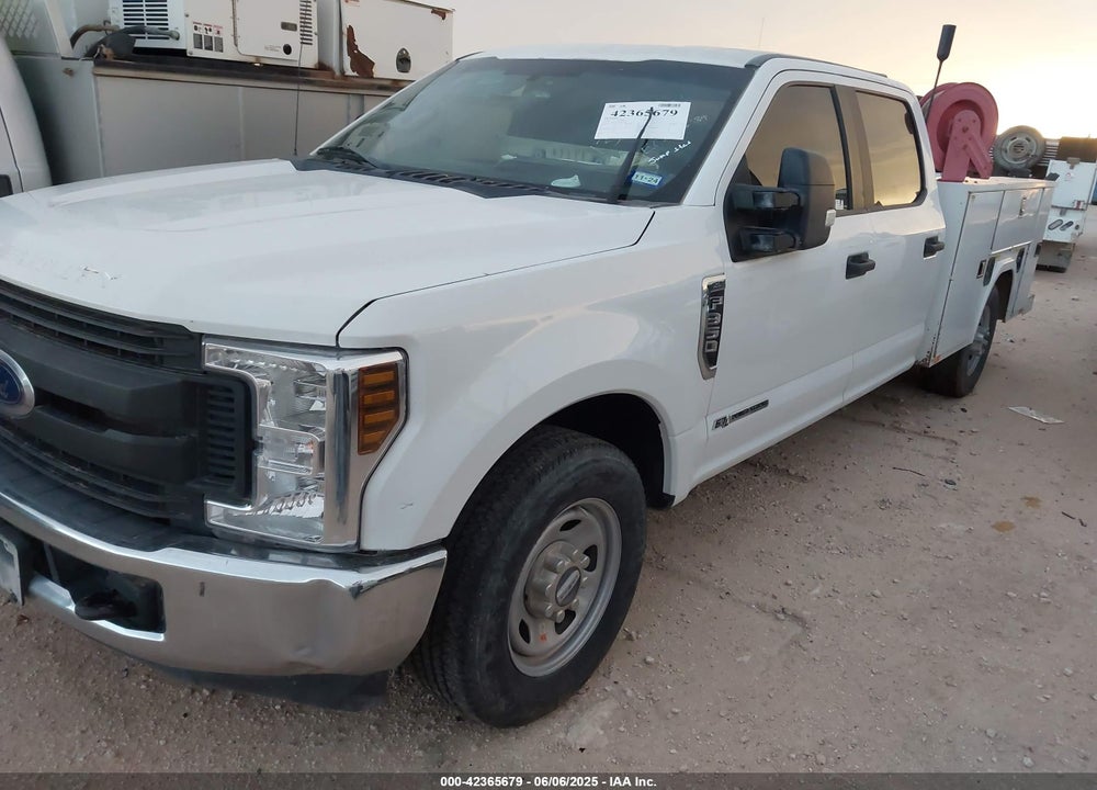 2018 FORD F-350 XL VIN: 1FT7W3AT3JEC82534