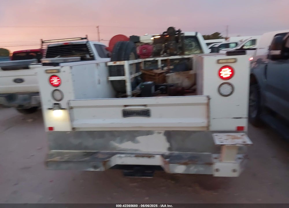2017 FORD F-350 CHASSIS XL VIN: 1FD7X3ET5HEE29322