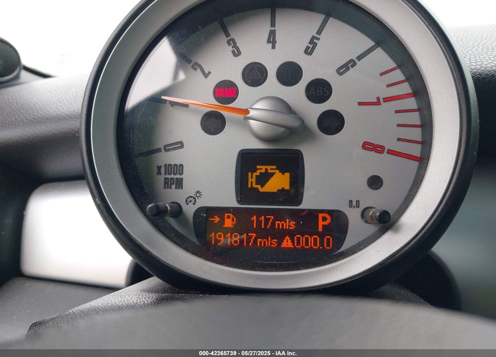 2010 MINI COOPER S CLUBMAN VIN: WMWMM3C57ATP94023