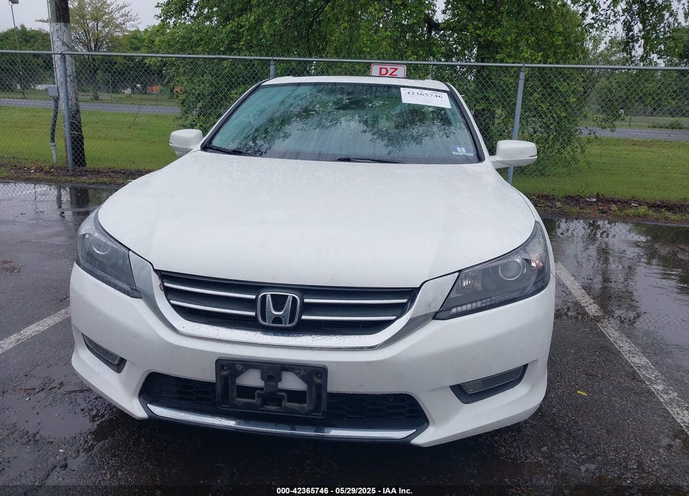 2015 HONDA ACCORD VIN: 1HGCR2F77FA126119