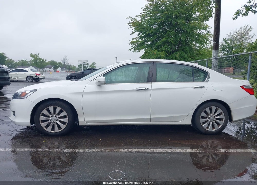 2015 HONDA ACCORD VIN: 1HGCR2F77FA126119