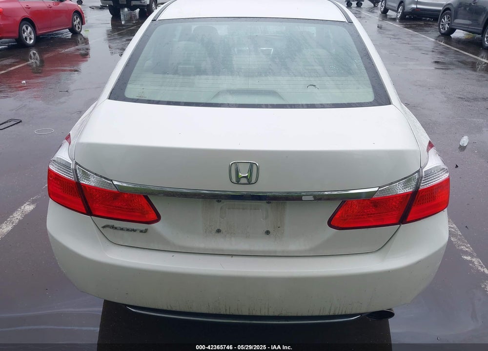 2015 HONDA ACCORD VIN: 1HGCR2F77FA126119