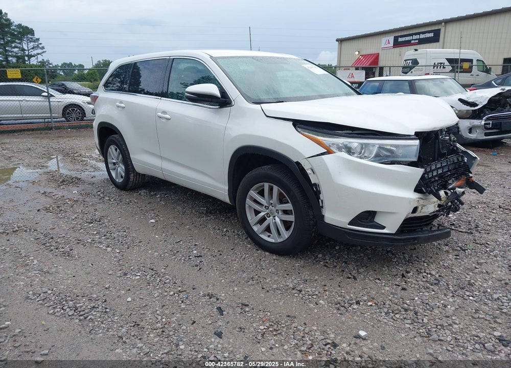 2015 TOYOTA HIGHLANDER LE V6 VIN: 5TDZKRFH0FS063060