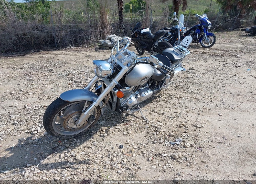 2002 HONDA VTX1800 C VIN: 1HFSC46082A009529