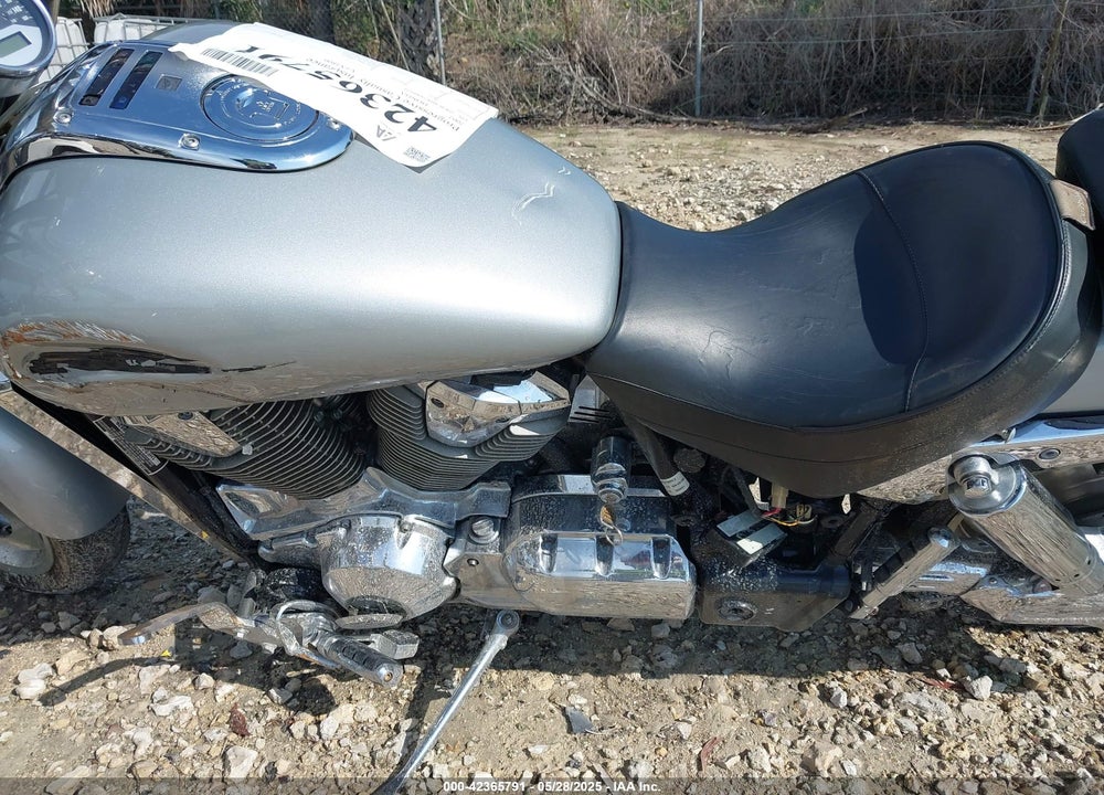 2002 HONDA VTX1800 C VIN: 1HFSC46082A009529