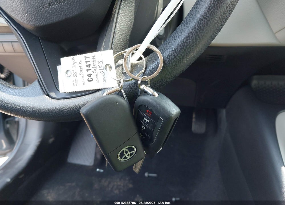 2025 TOYOTA COROLLA VIN: JTDBCMFE9S3080264