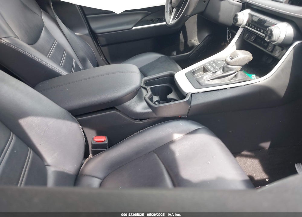 2020 TOYOTA RAV4 VIN: 2T3A1RFV9LC069487