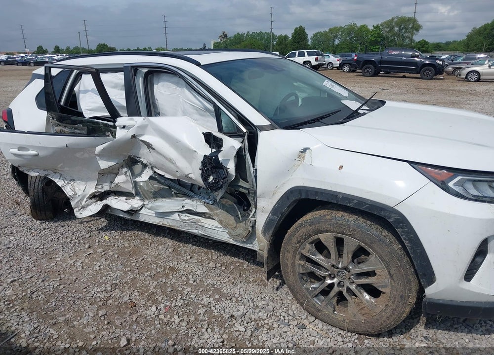 2020 TOYOTA RAV4 VIN: 2T3A1RFV9LC069487