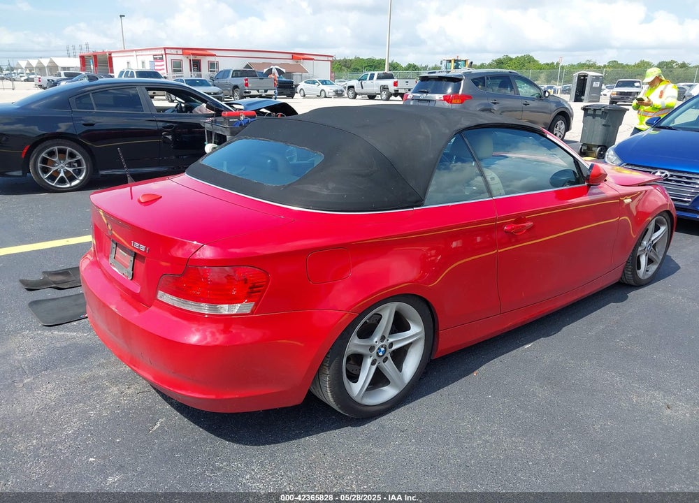 2008 BMW 128I VIN: WBAUN13538VH79702