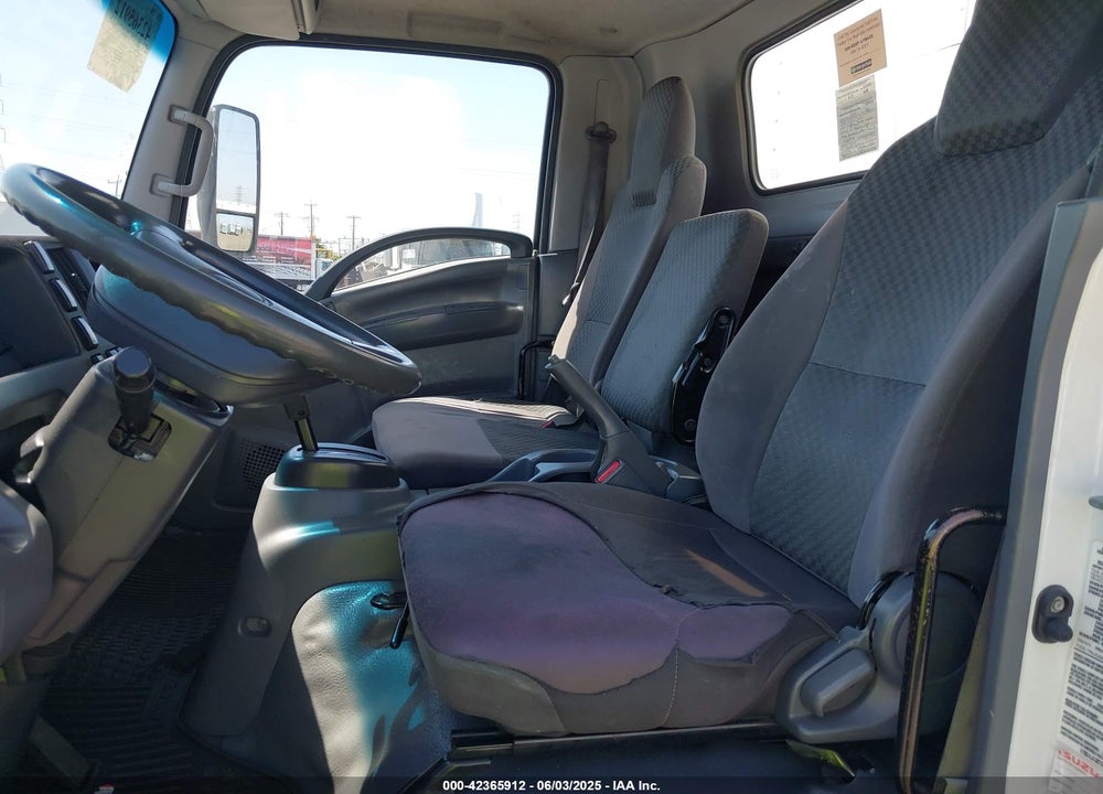 2014 ISUZU NPR HD DSL REG AT VIN: JALC4W16XE7000575