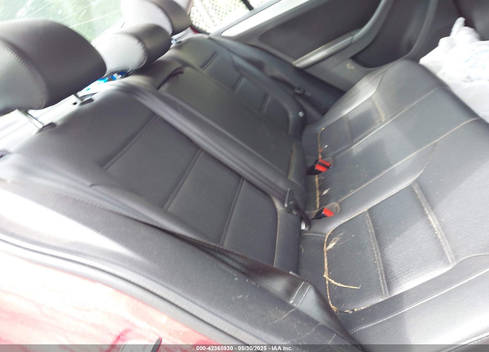 2013 VOLKSWAGEN JETTA VIN: 3VWDP7AJ6DM211202