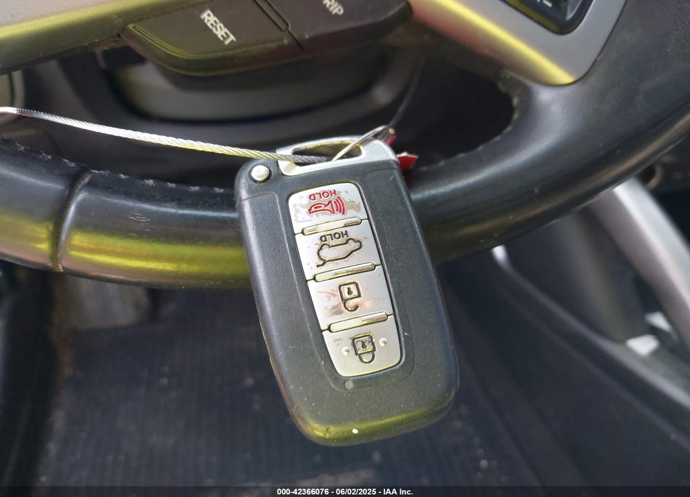 2014 HYUNDAI VELOSTER VIN: KMHTC6AD4EU185738