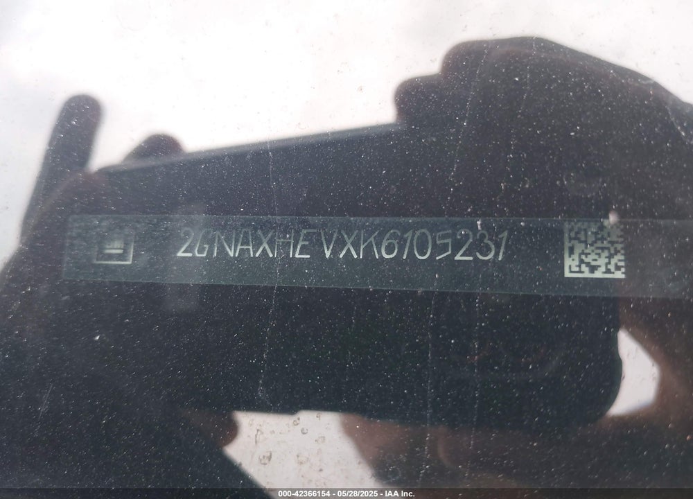 2019 CHEVROLET EQUINOX LS VIN: 2GNAXHEVXK6105231