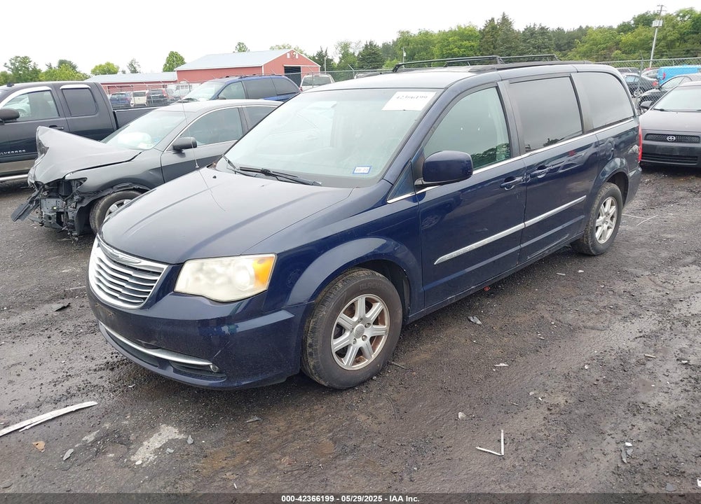 2012 CHRYSLER TOWN & COUNTRY VIN: 2C4RC1BGXCR345013
