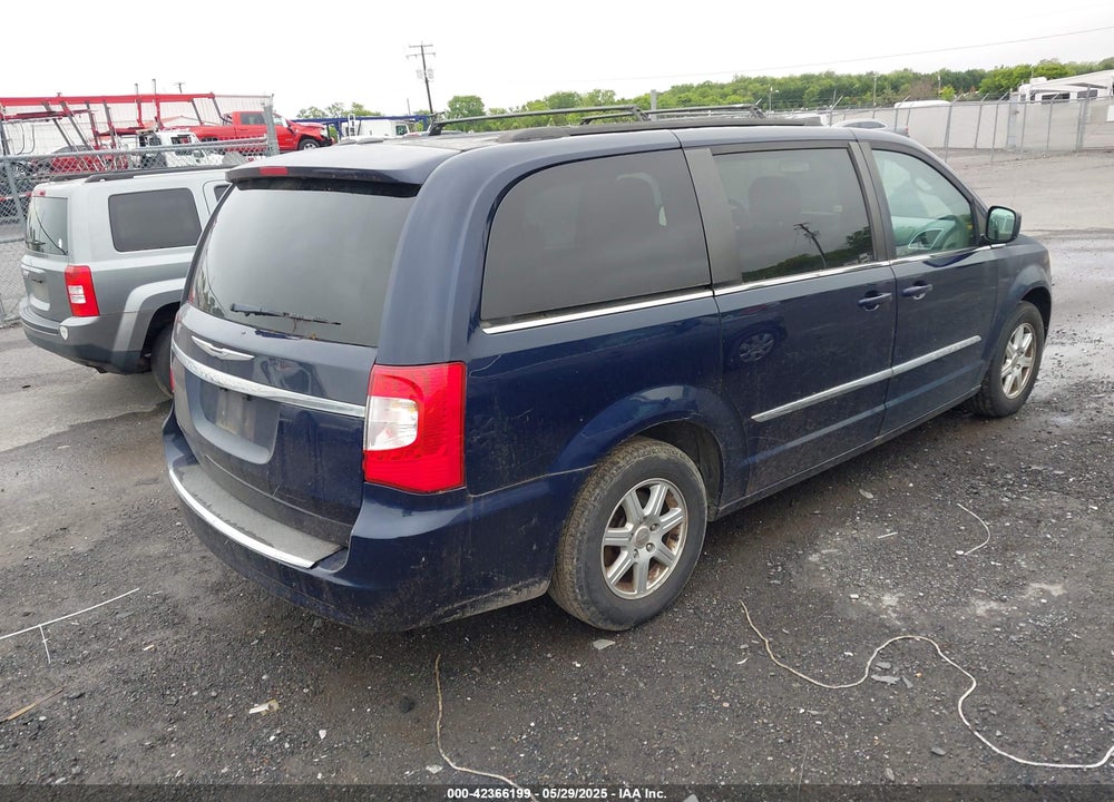2012 CHRYSLER TOWN & COUNTRY VIN: 2C4RC1BGXCR345013