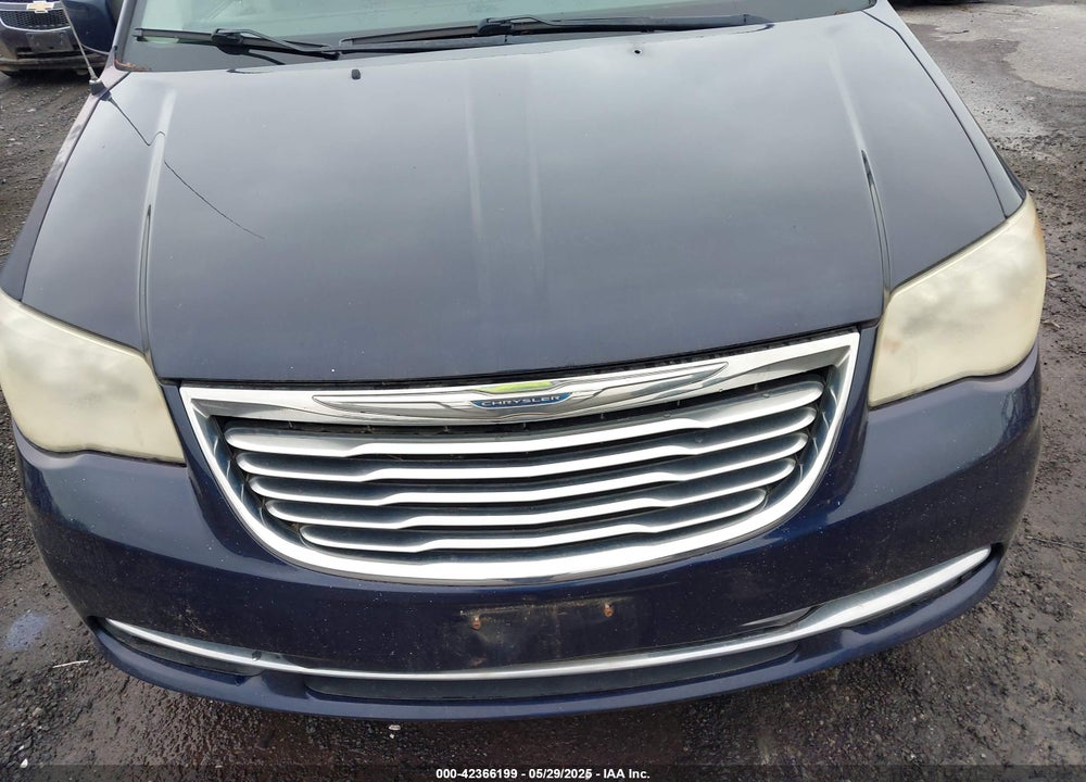 2012 CHRYSLER TOWN & COUNTRY VIN: 2C4RC1BGXCR345013