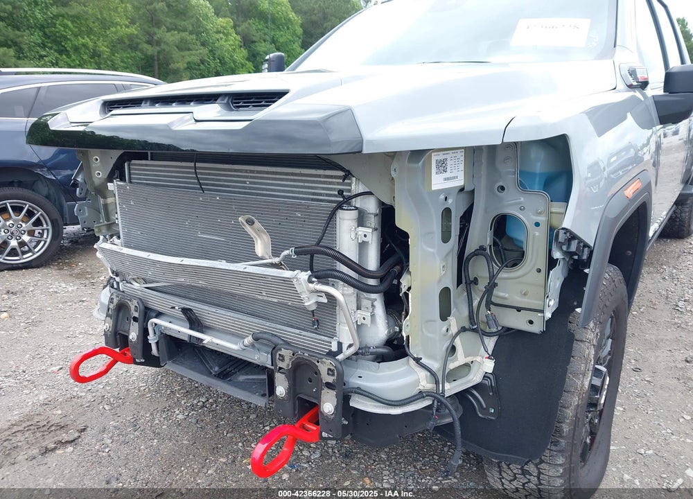 2025 GMC SIERRA 3500HD 4WD  STANDARD BED AT4 VIN: 1GT4UVEY8SF184850