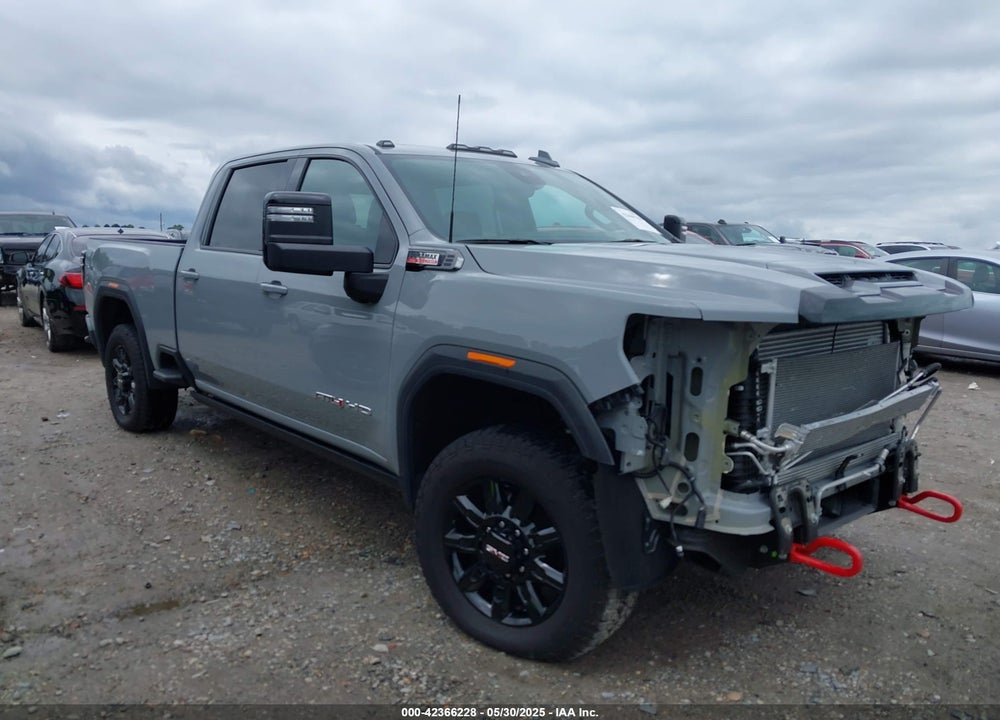 2025 GMC SIERRA 3500HD 4WD  STANDARD BED AT4 VIN: 1GT4UVEY8SF184850