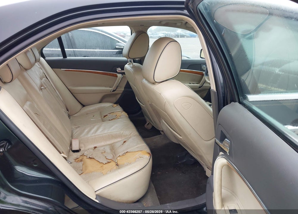 2010 LINCOLN MKZ VIN: 3LNHL2JC0AR611108