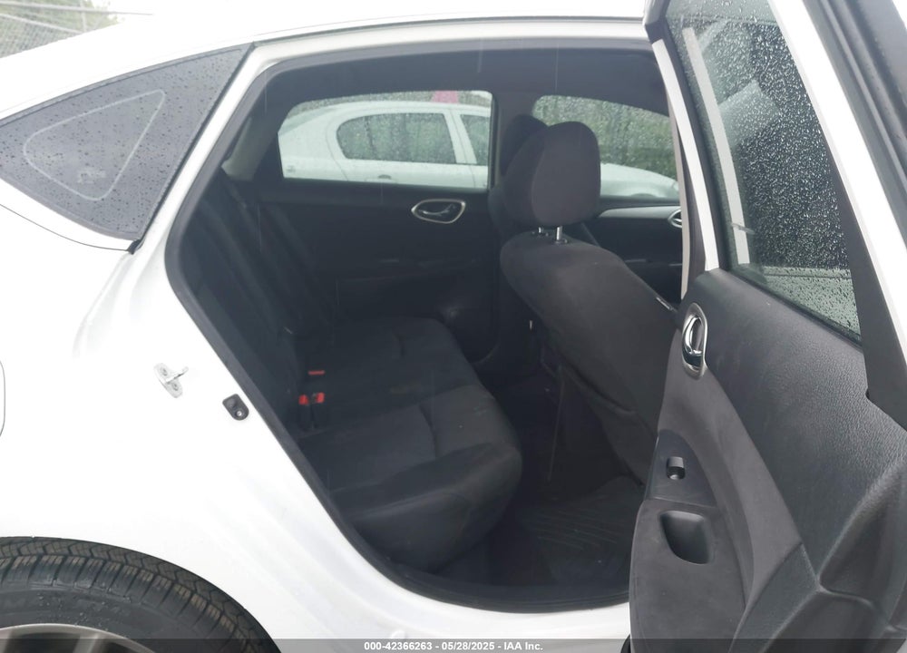 2014 NISSAN SENTRA SR VIN: 3N1AB7AP8EY249035