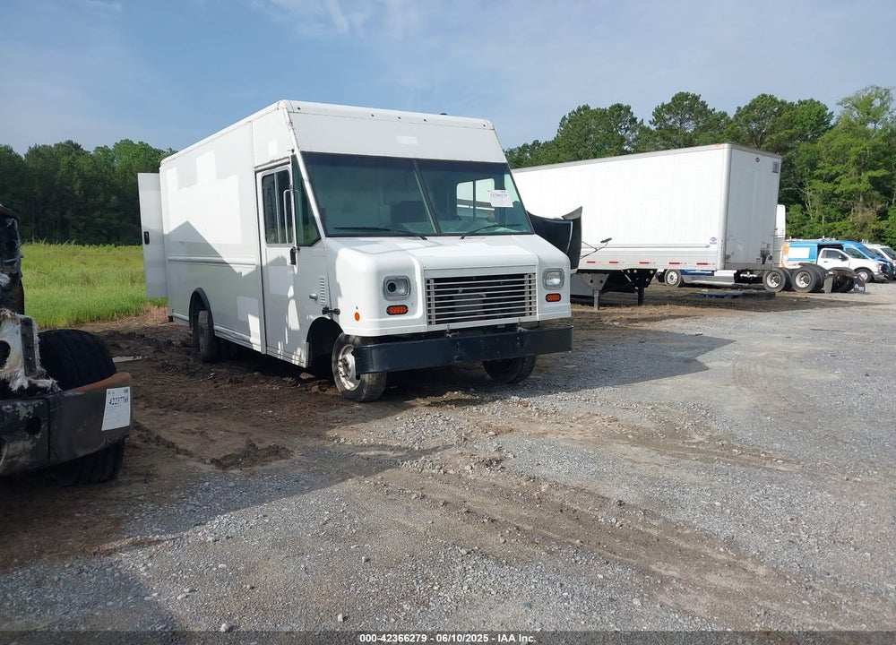 2022 FORD ECONOLINE E450 SUPER DUTY COMMERCIAL STRIPPED CHASSIS VIN: 1FC3E4KK0NDC35664