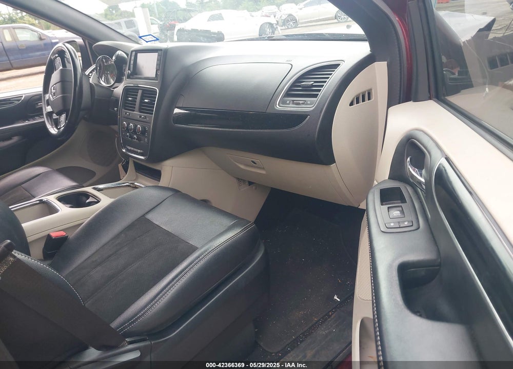2019 DODGE GRAND CARAVAN SXT VIN: 2C4RDGCG9KR693334