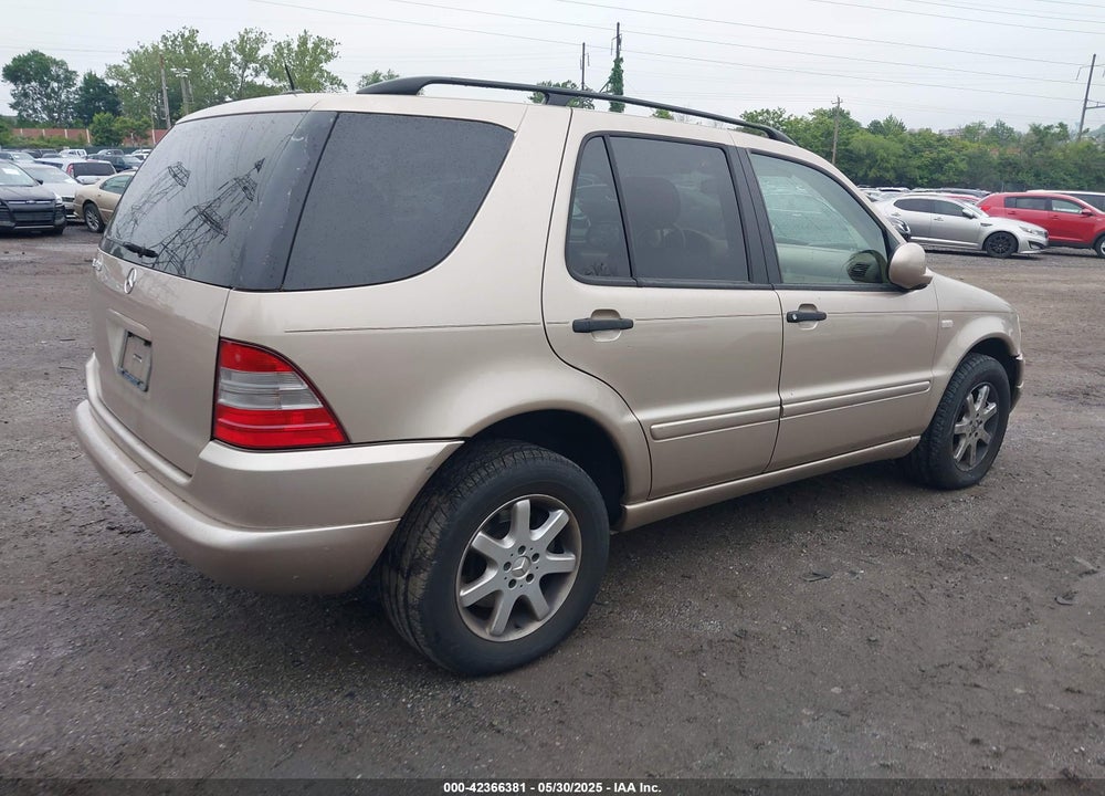 2001 MERCEDES-BENZ ML 430 VIN: 4JGAB72E51A268565