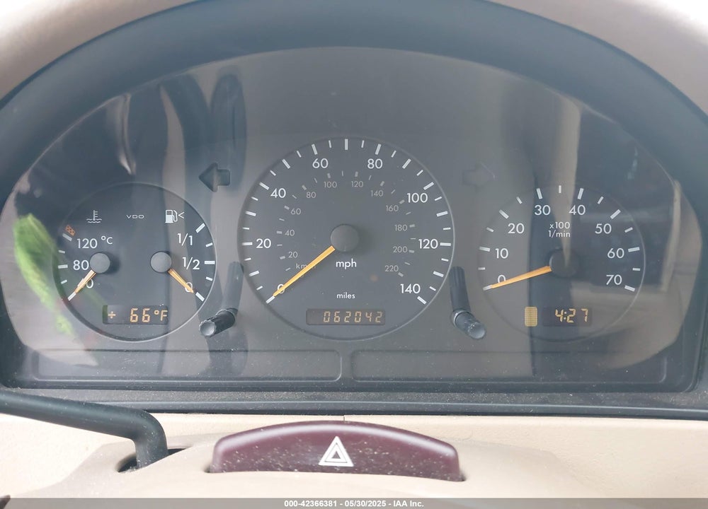 2001 MERCEDES-BENZ ML 430 VIN: 4JGAB72E51A268565