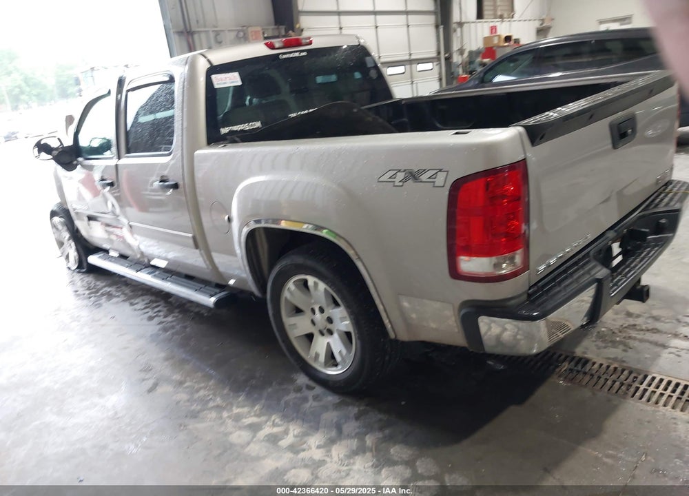 2008 GMC SIERRA 1500 VIN: 3GTEK13J18G309672