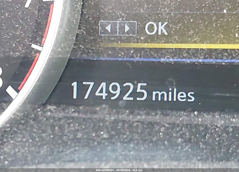 2017 NISSAN MAXIMA VIN: 1N4AA6AP2HC399235