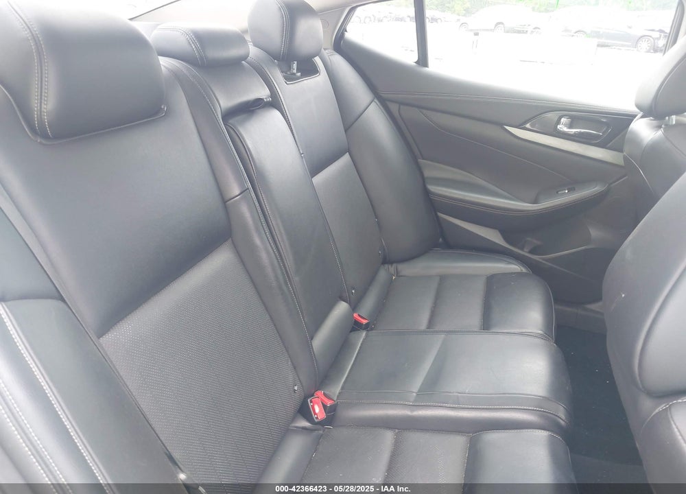 2017 NISSAN MAXIMA VIN: 1N4AA6AP2HC399235