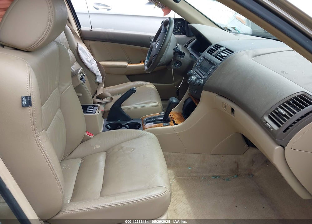 2005 HONDA ACCORD VIN: 1HGCM56885A006160