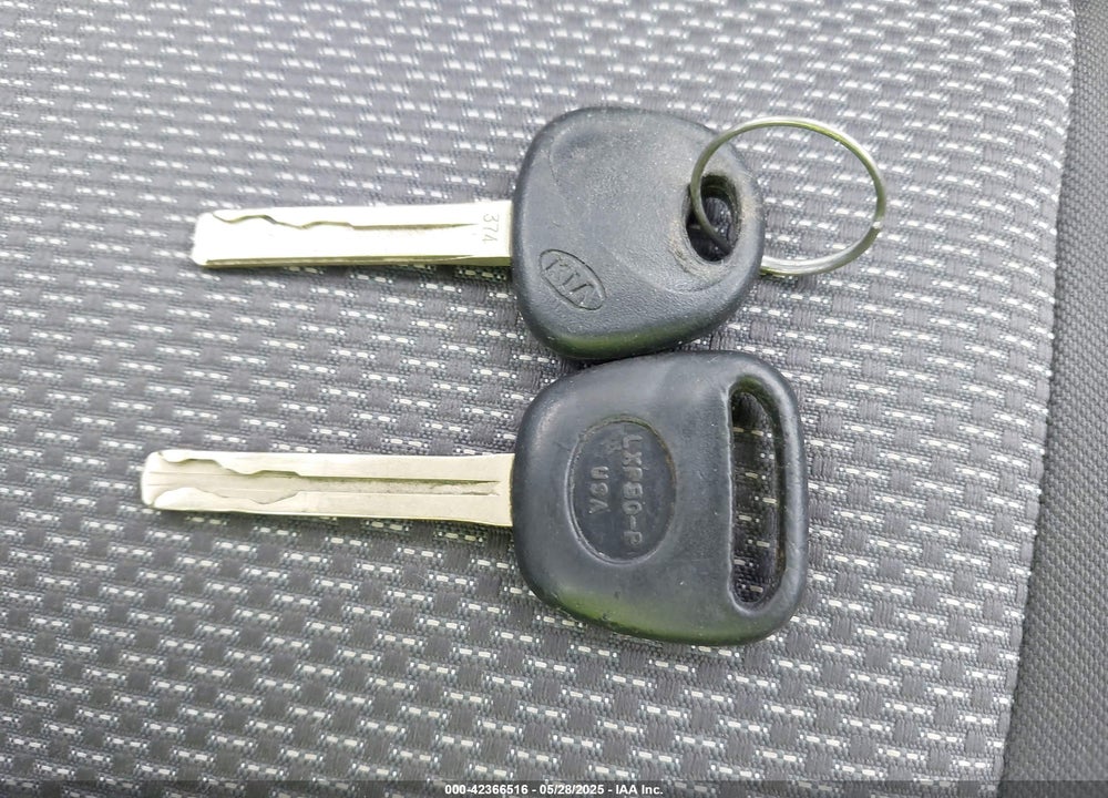 2010 KIA RIO VIN: KNADH4A34A6635860