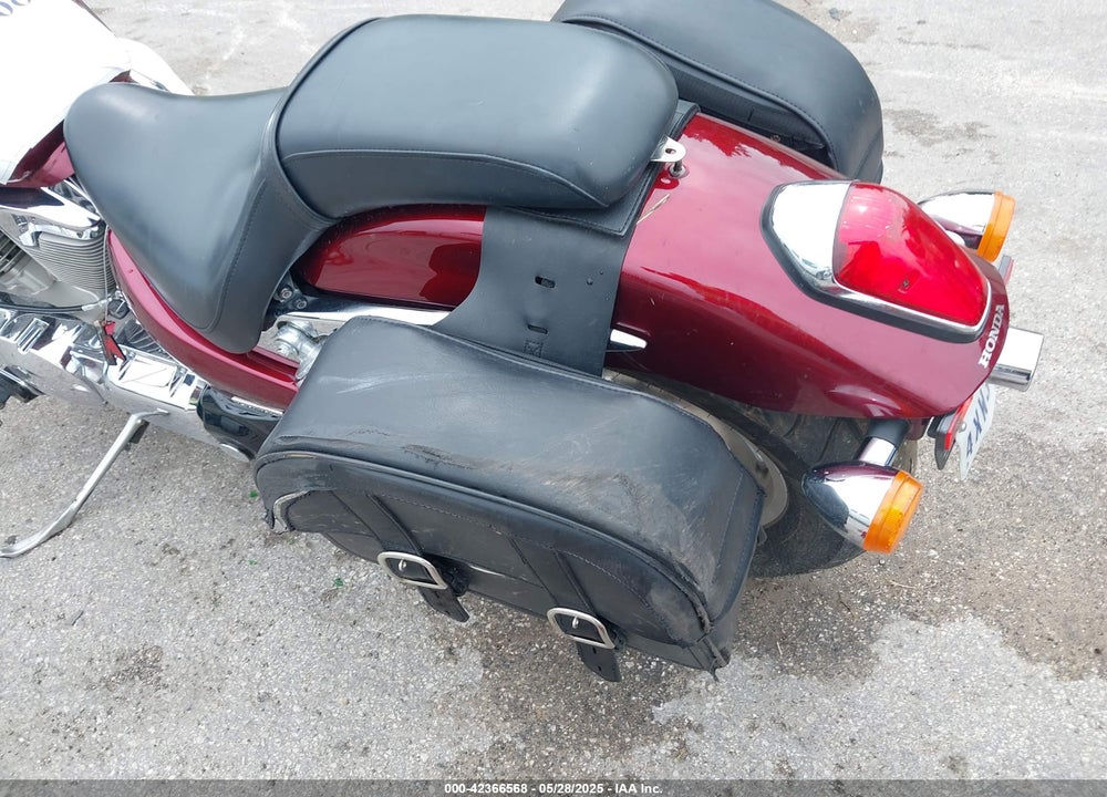 2006 HONDA VTX1300 C VIN: 1HFSC55036A210123