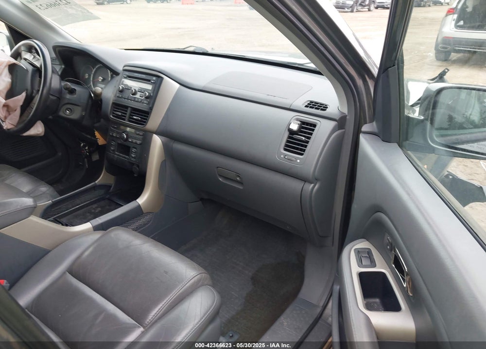 2007 HONDA PILOT VIN: 2HKYF18587H511816
