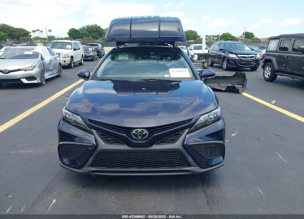 2021 TOYOTA CAMRY VIN: 4T1T11AK8MU493095