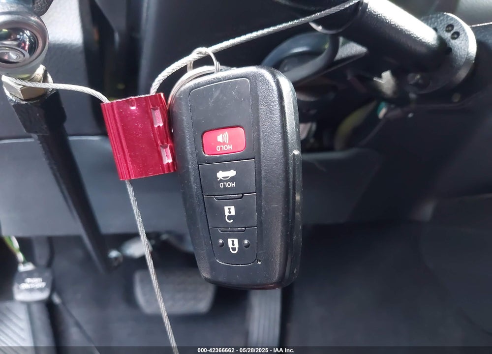 2021 TOYOTA CAMRY VIN: 4T1T11AK8MU493095