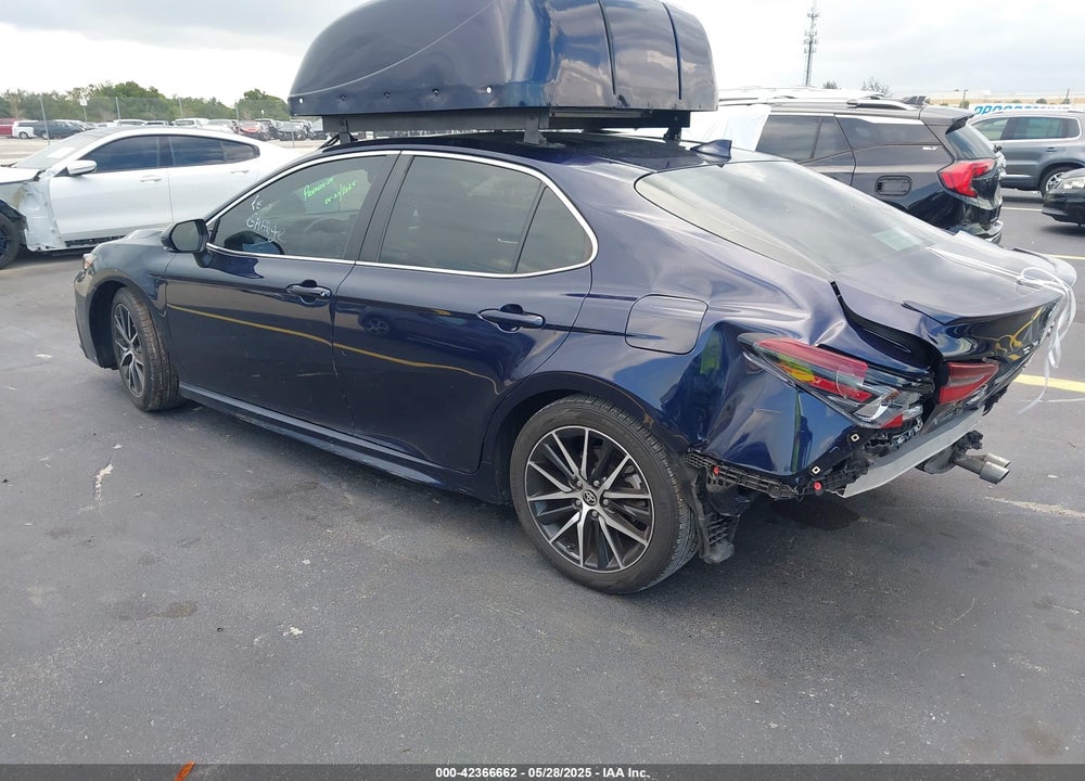 2021 TOYOTA CAMRY VIN: 4T1T11AK8MU493095