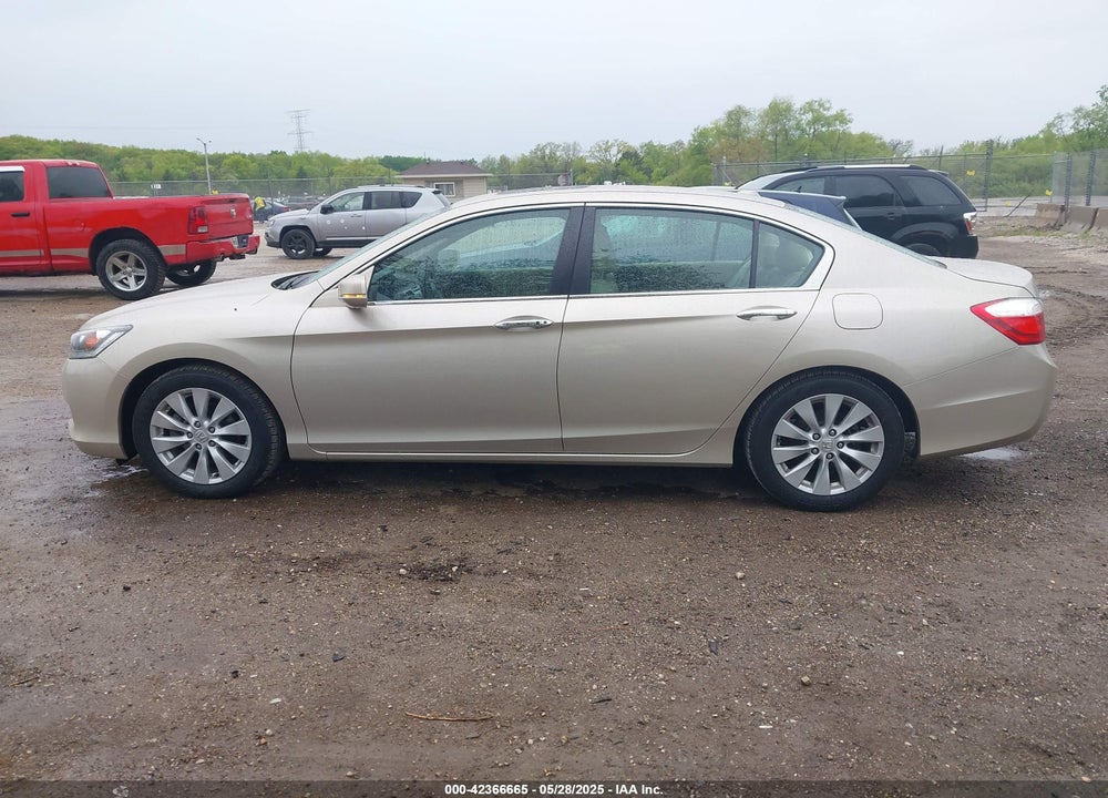 2014 HONDA ACCORD VIN: 1HGCR2F86EA302908