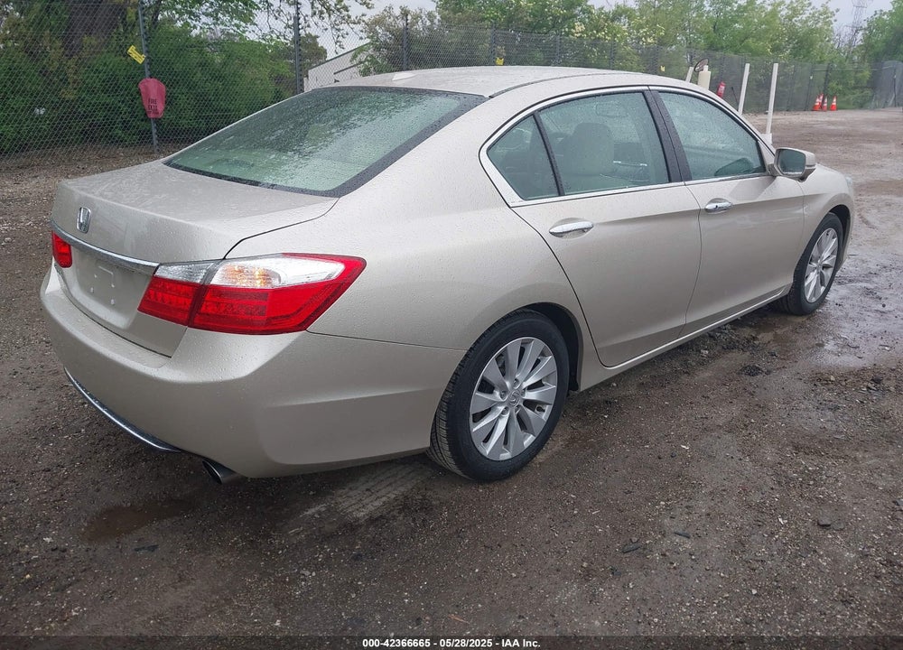 2014 HONDA ACCORD VIN: 1HGCR2F86EA302908