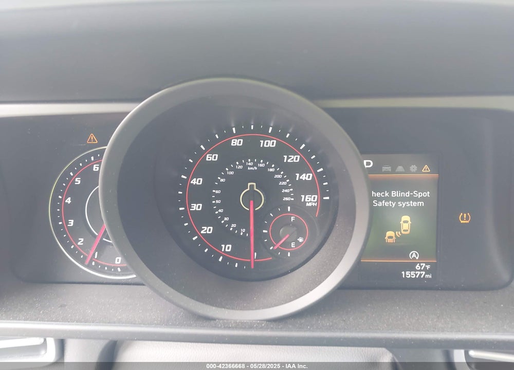 2023 HYUNDAI ELANTRA VIN: KMHLL4AG8PU577719