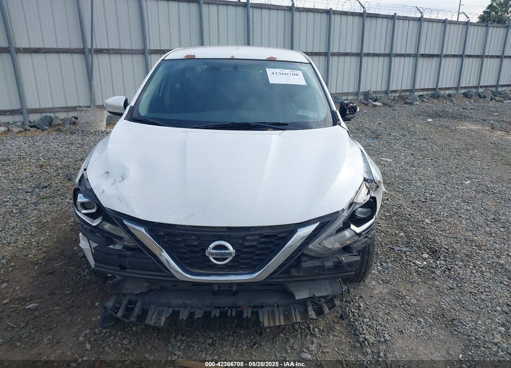 2016 NISSAN SENTRA SR VIN: 3N1AB7AP5GY256415